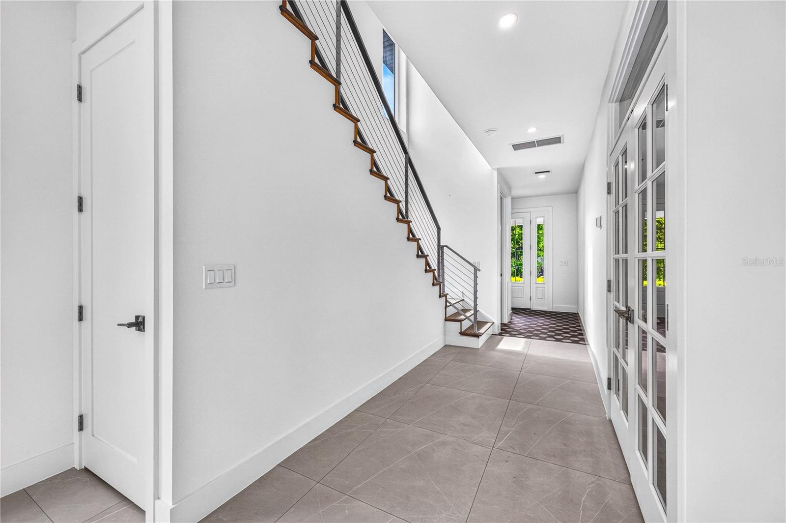 2590 Floyd, Sarasota, FL 34239