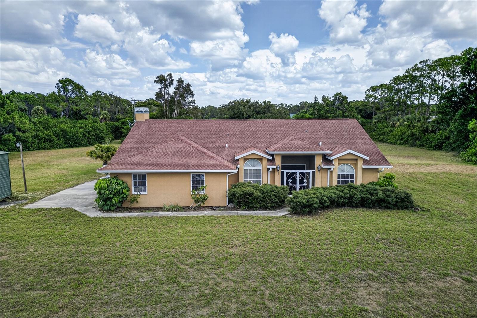 105 Jacaranda, Venice, FL 34292