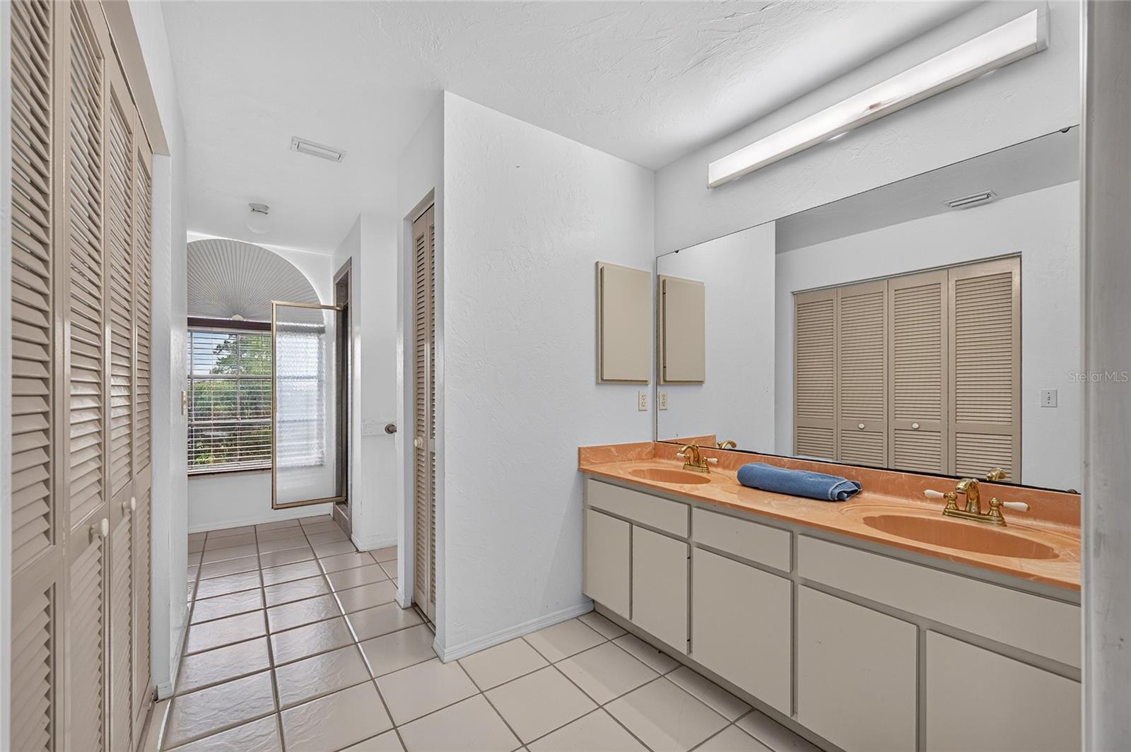 105 Jacaranda, Venice, FL 34292