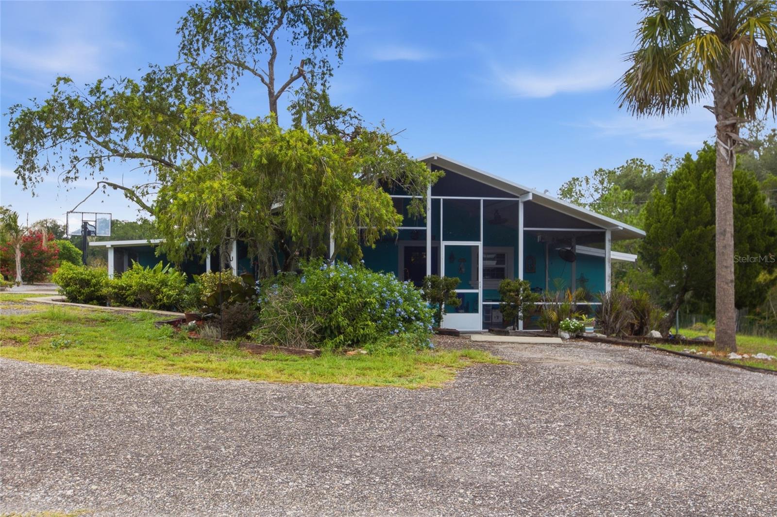 40832 River, Dade City, FL 33525