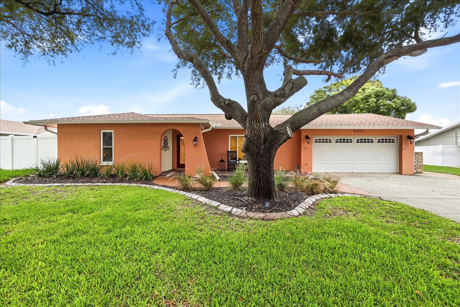 8805 Kenwood, Seminole, FL 33777