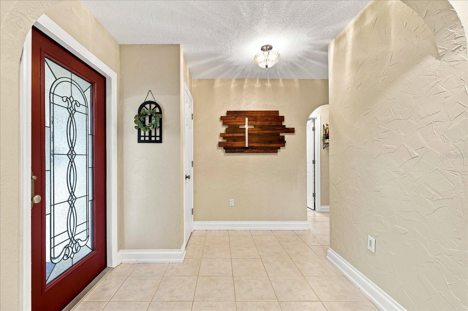 8805 Kenwood, Seminole, FL 33777