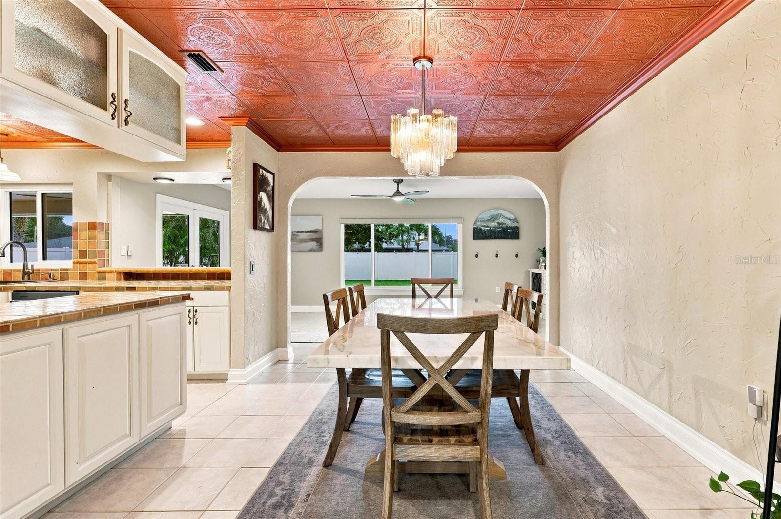 8805 Kenwood, Seminole, FL 33777