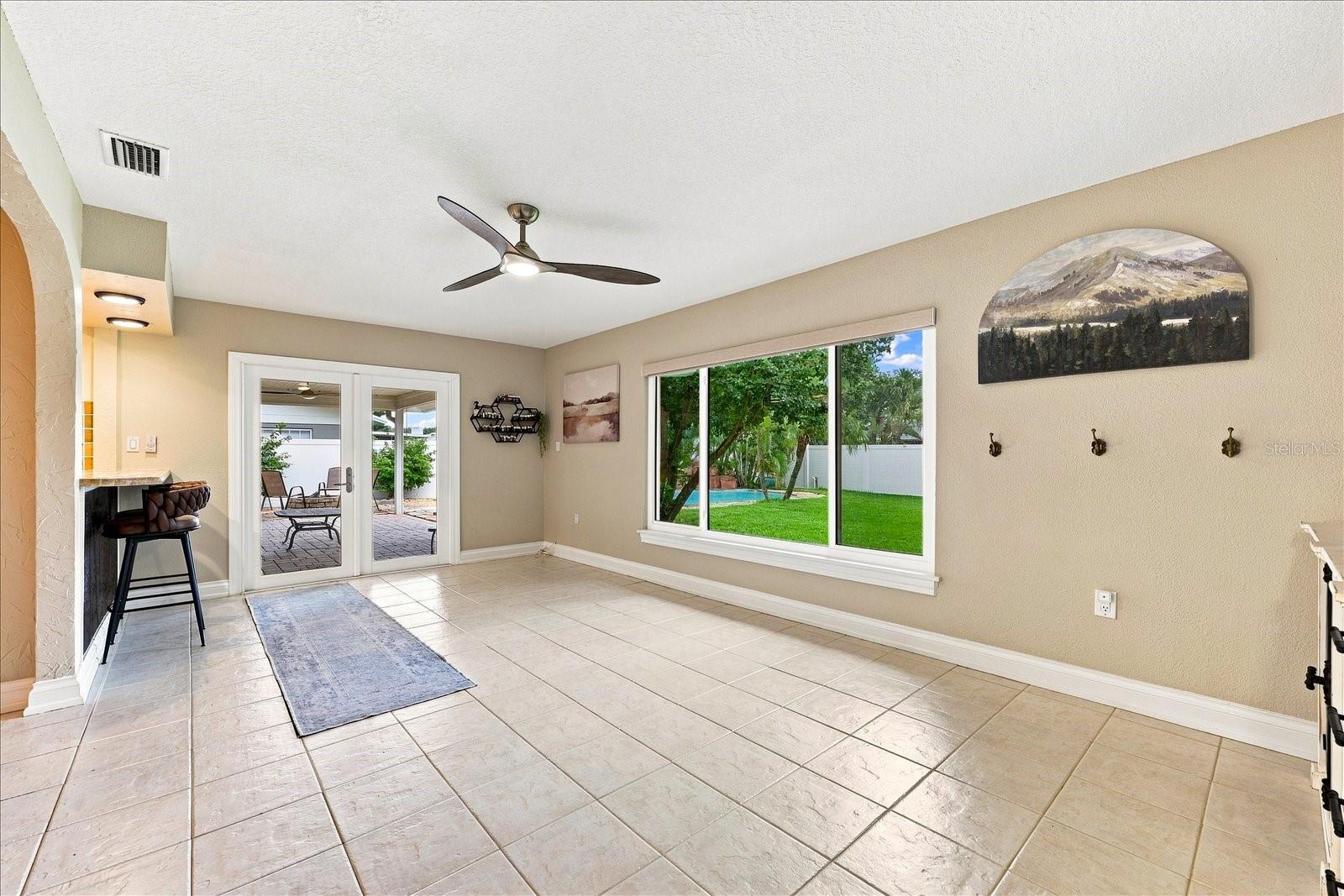 8805 Kenwood, Seminole, FL 33777