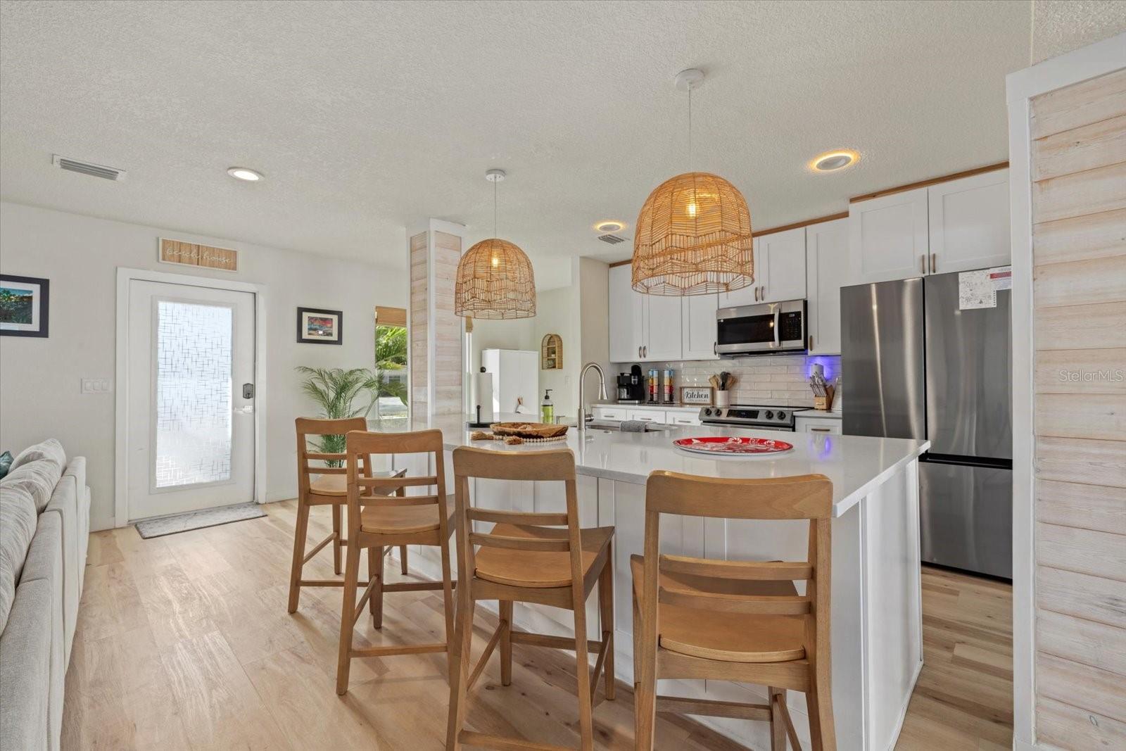 2069 Bougainvillea, Sarasota, FL 34239