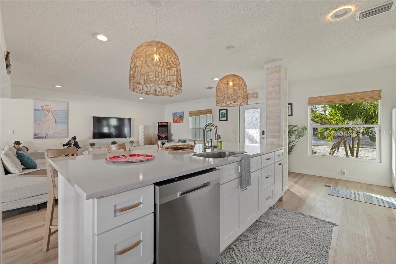2069 Bougainvillea, Sarasota, FL 34239