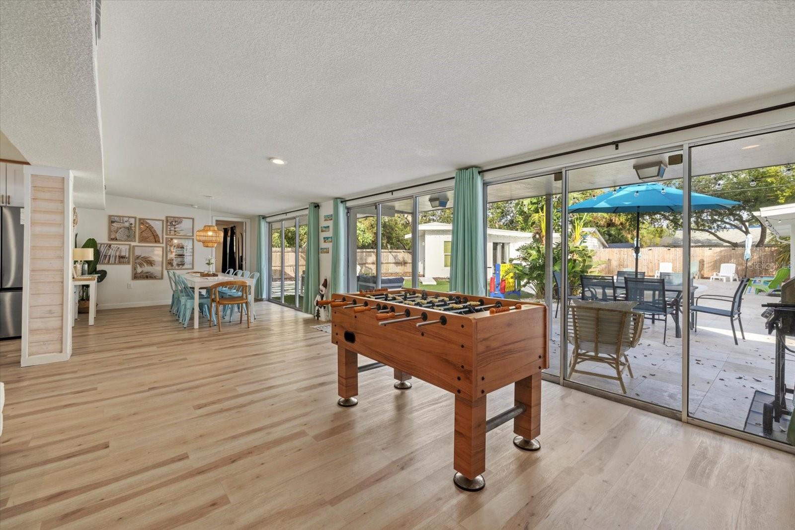 2069 Bougainvillea, Sarasota, FL 34239