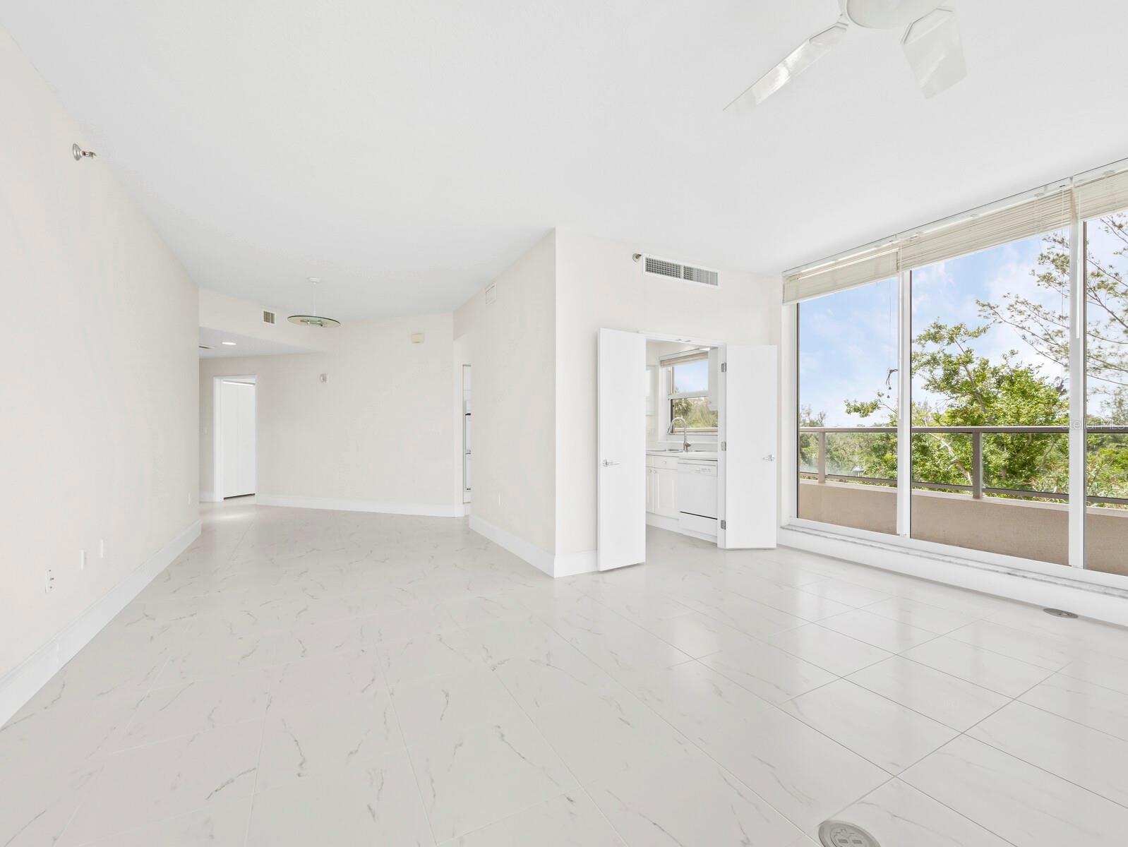 3080 Grand Bay Unit 512, Longboat Key, FL 34228