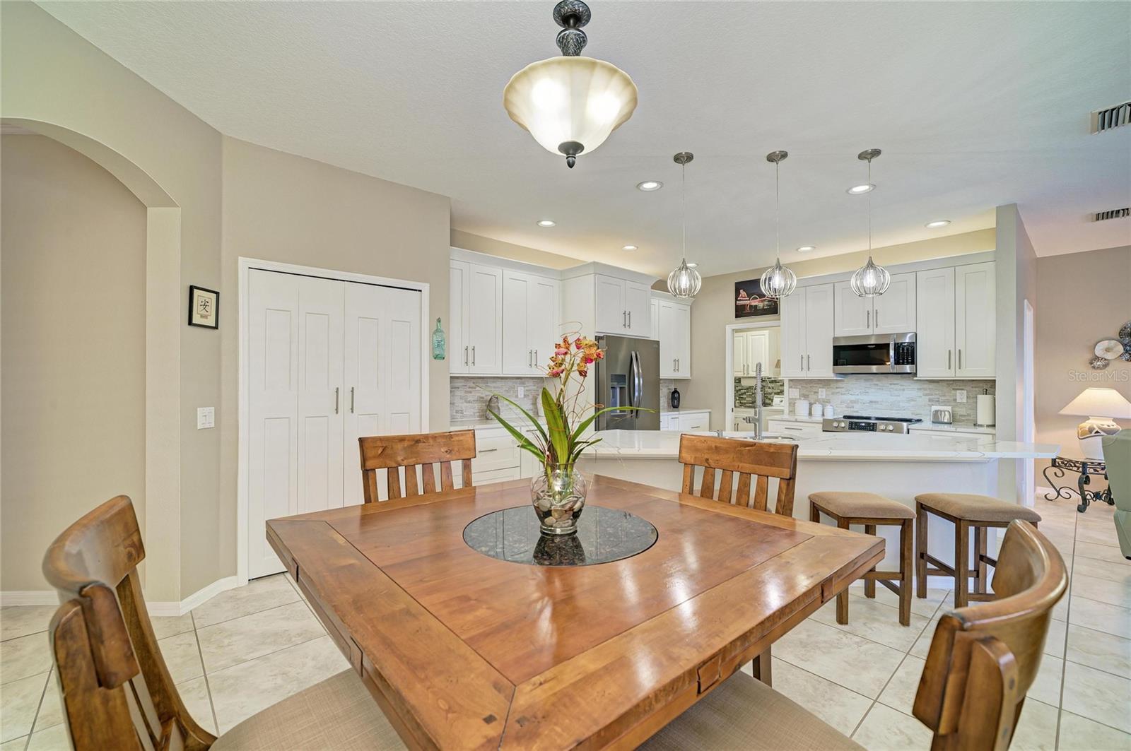 1401 Pinyon Pine, Sarasota, FL 34240