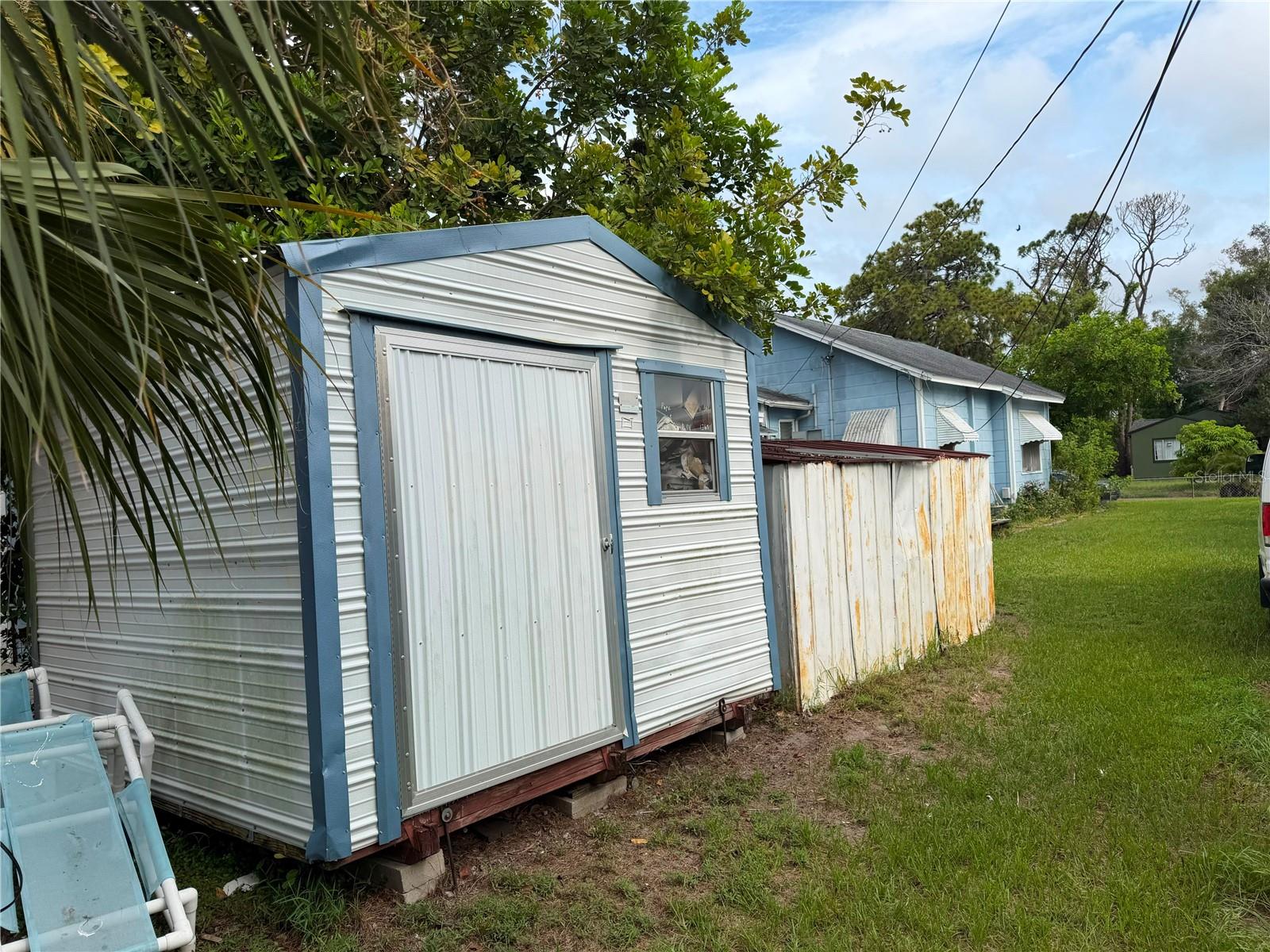 4227 2nd, St Petersburg, FL 33711