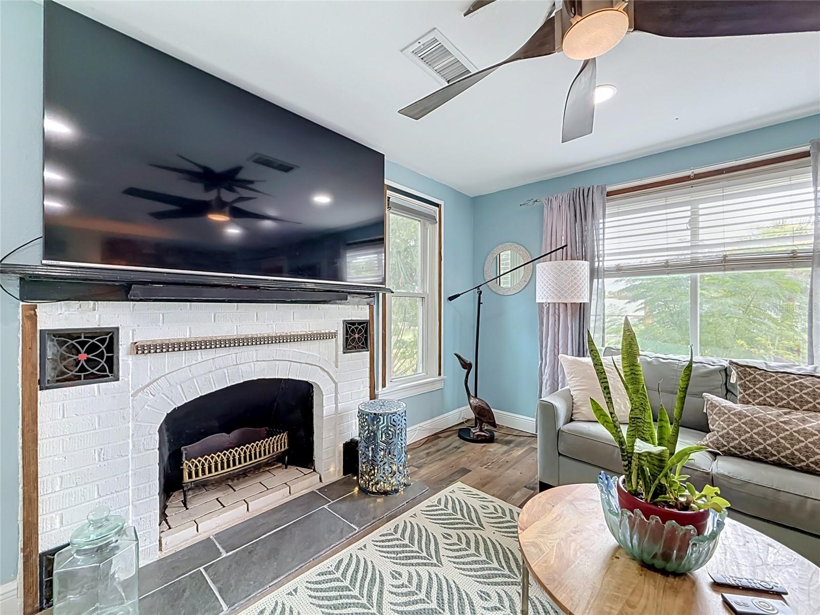 4831 Fairfield, St Petersburg, FL 33711