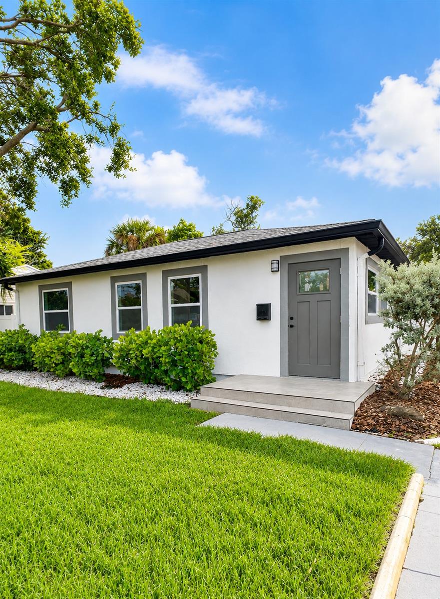 116 85th, St Petersburg, FL 33702