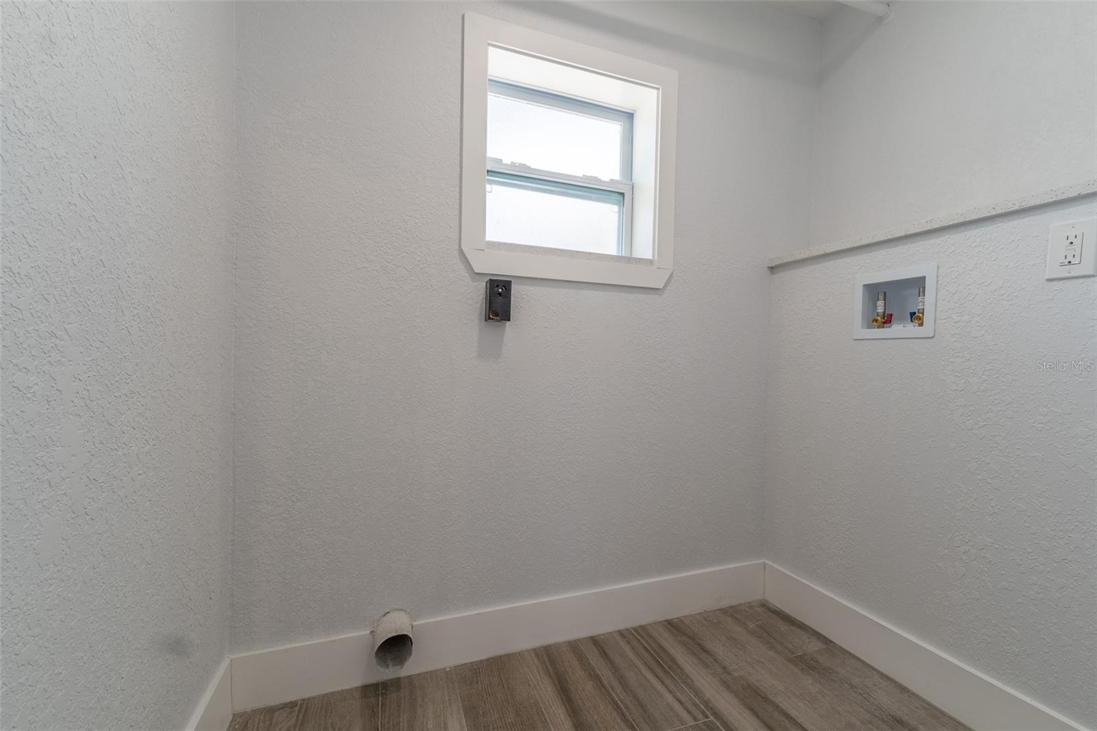 116 85th, St Petersburg, FL 33702