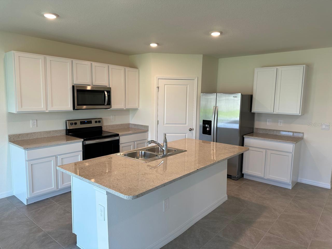 12760 Lateral Root, Sarasota, FL 34238