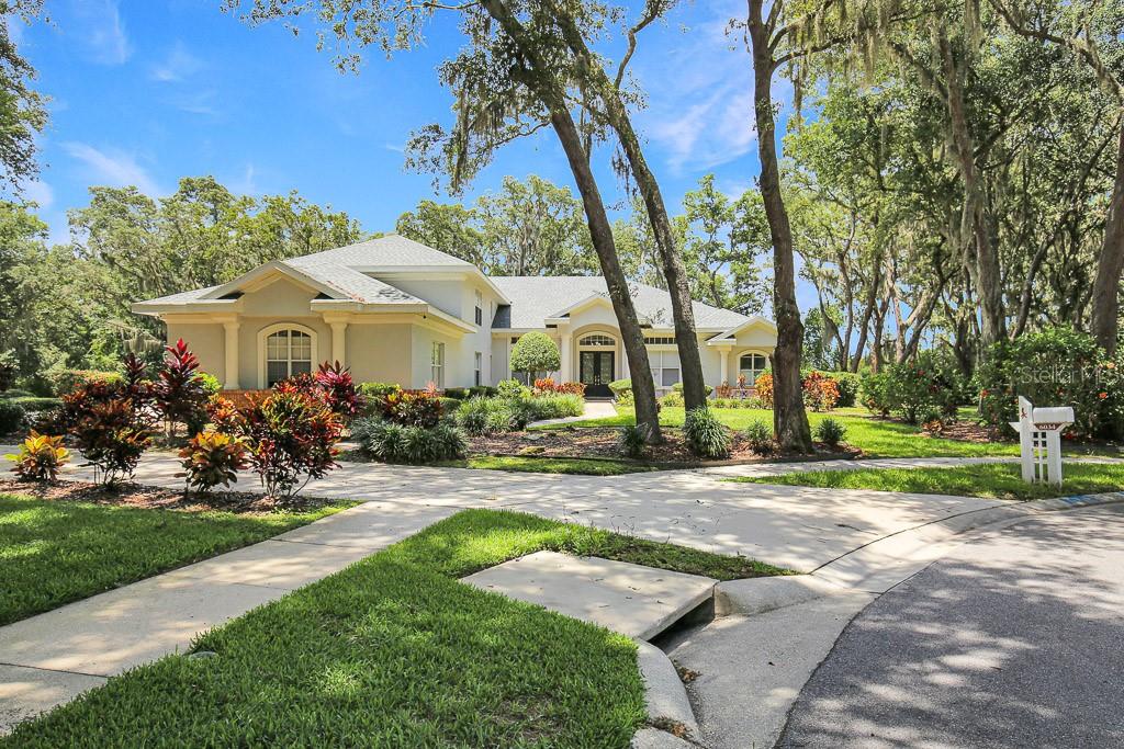 6034 Hammock Hill, Lithia, FL 33547