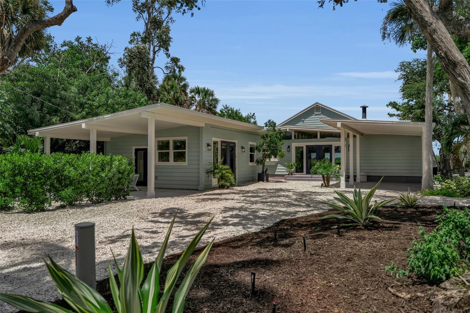1275 Port, Sarasota, FL 34242
