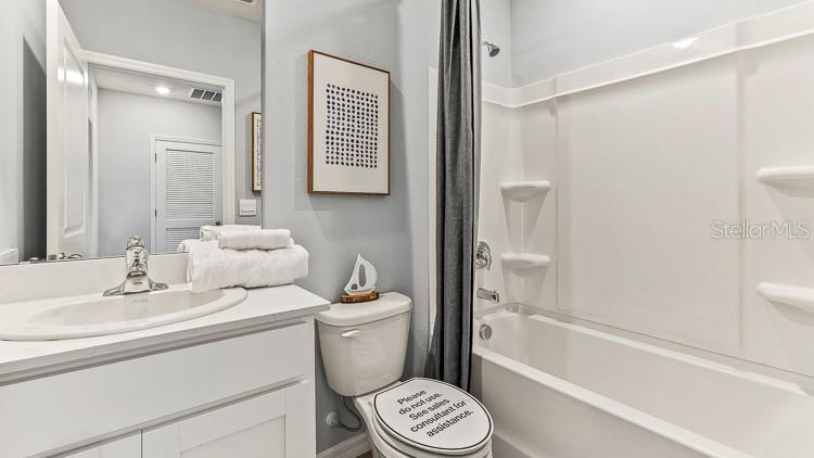 4001 Gold Dust, Sarasota, FL 34243
