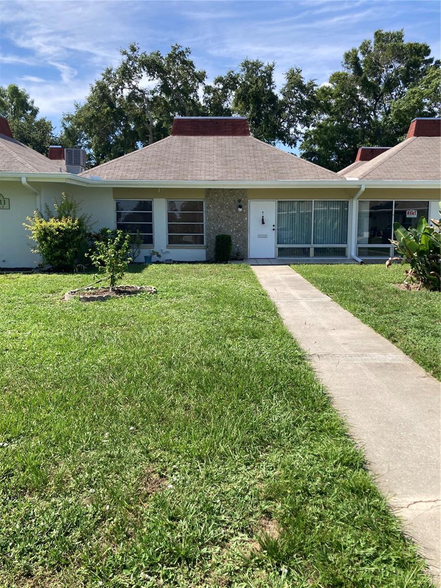 4313 Tahitian Gardens Circle Unit B, Holiday, FL 34691