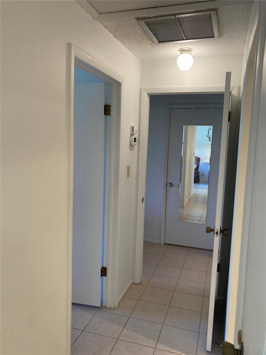 4313 Tahitian Gardens Circle Unit B, Holiday, FL 34691