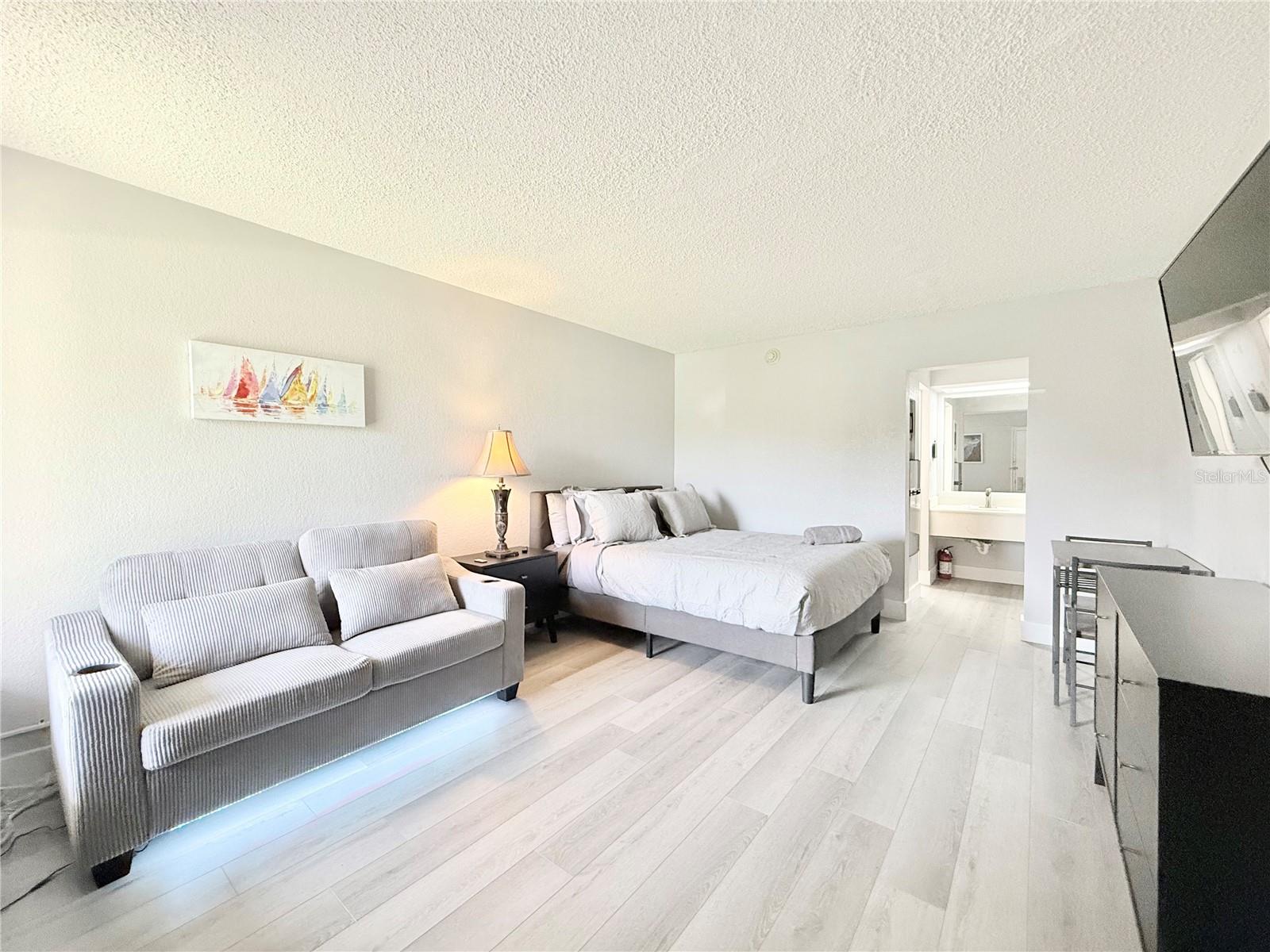 7150 Tamiami Unit C126, Sarasota, FL 34243