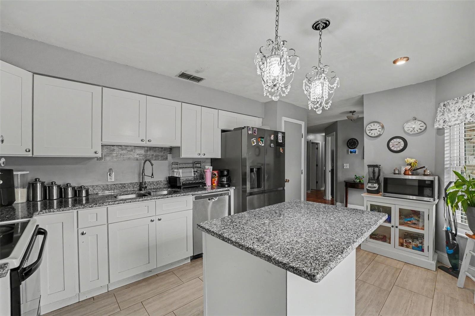 818 Cambridge, Lake Wales, FL 33853