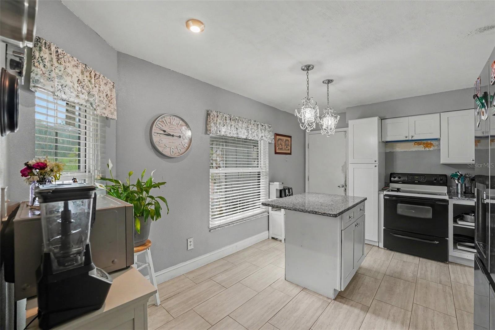 818 Cambridge, Lake Wales, FL 33853