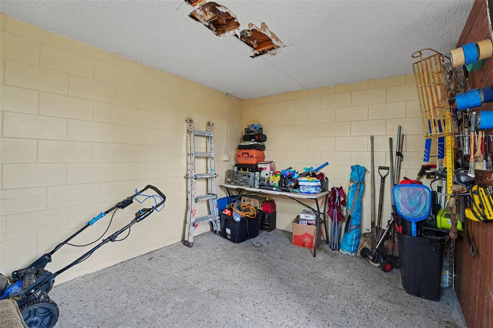 818 Cambridge, Lake Wales, FL 33853