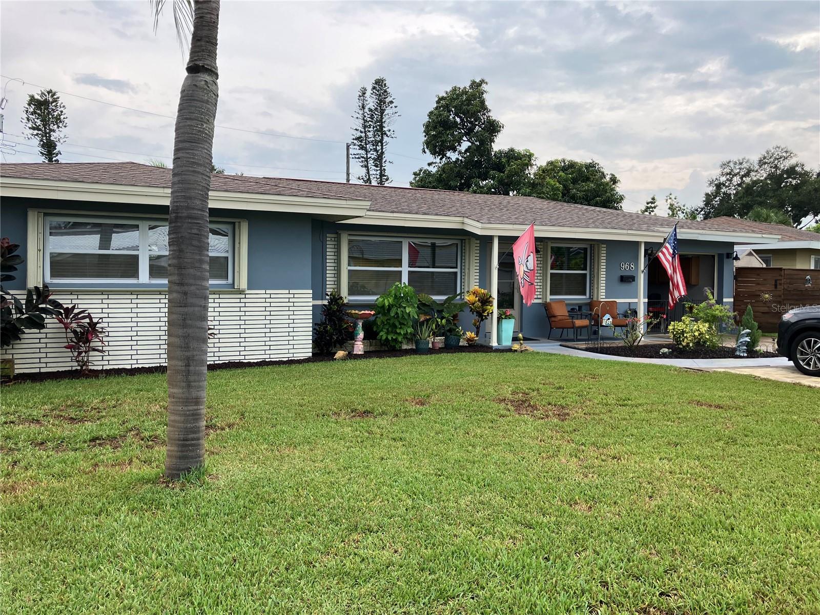 968 62nd, St Petersburg, FL 33705