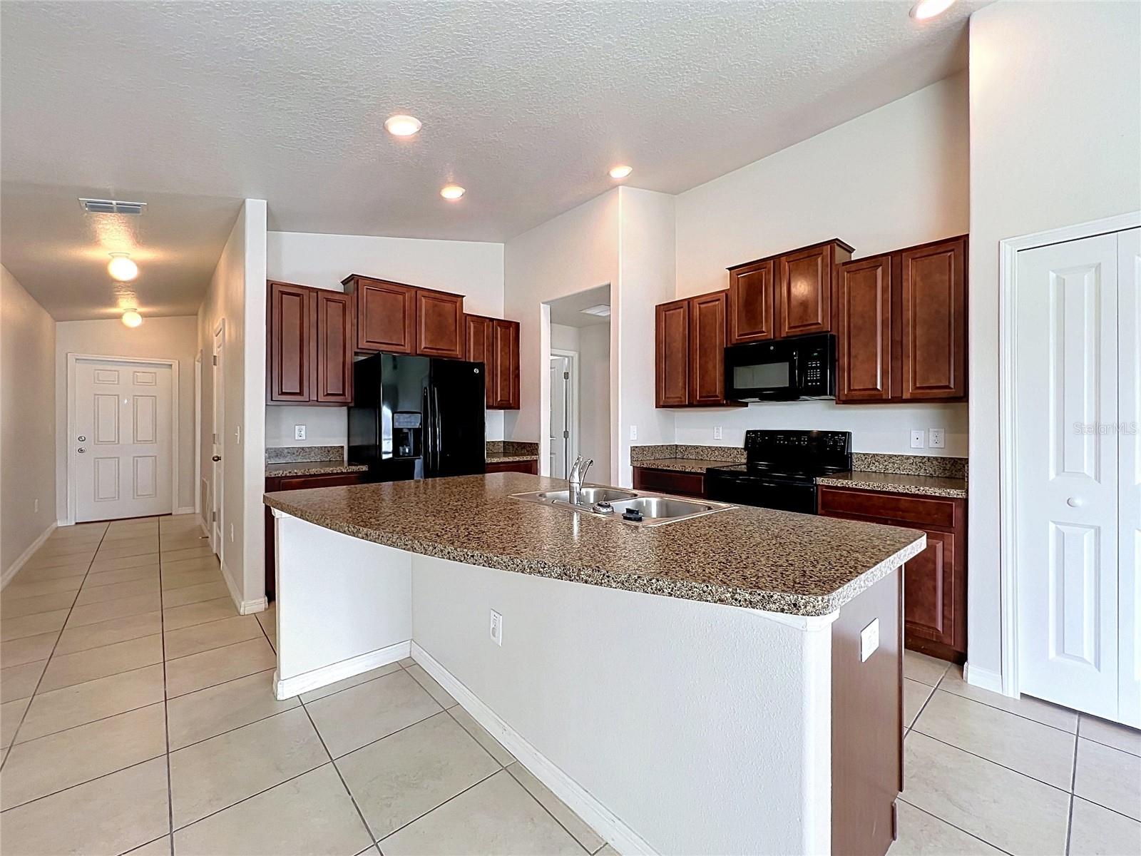 36095 Carriage Pine, Zephyrhills, FL 33541