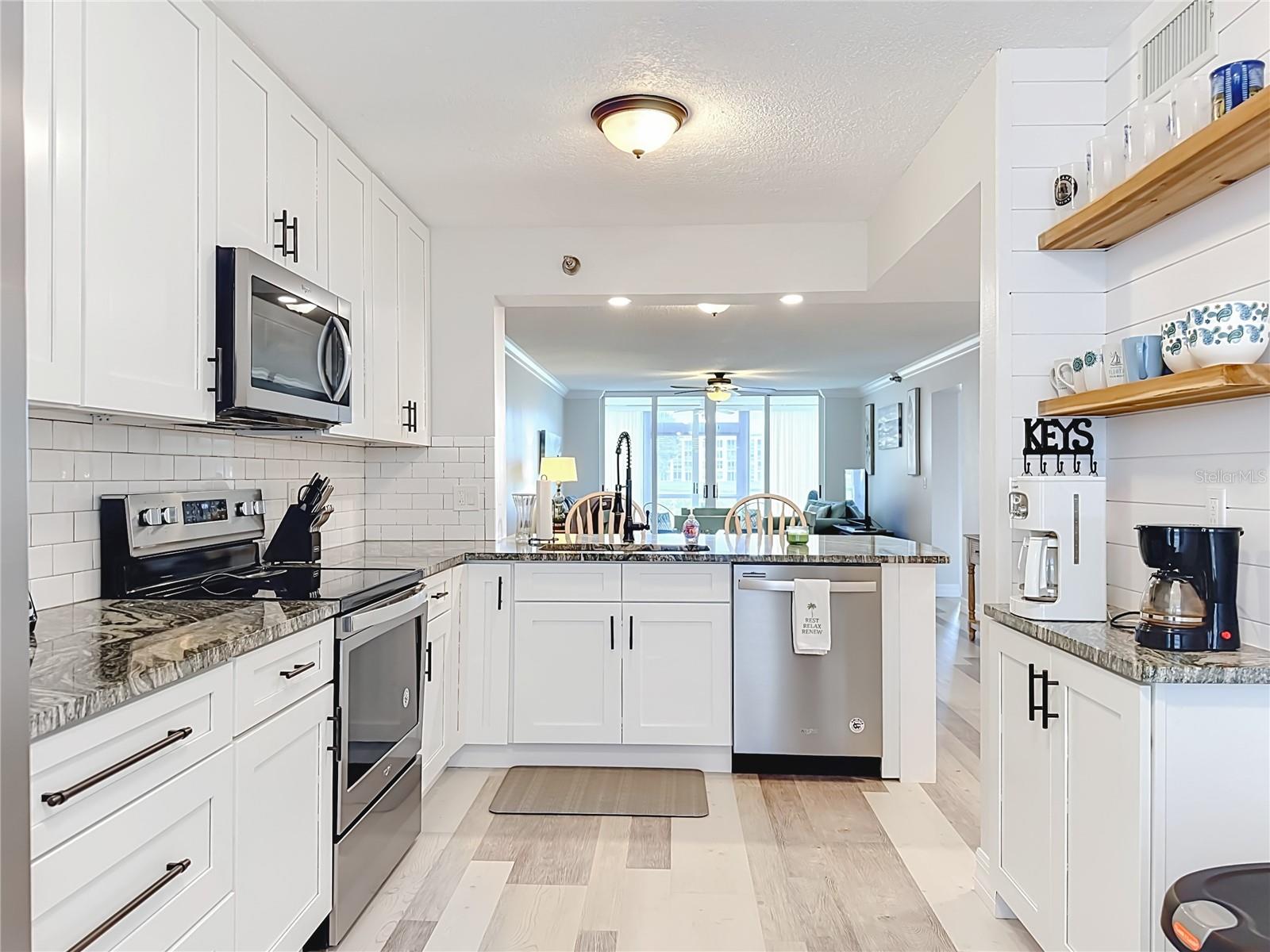 3750 Pinebrook Unit 107, Bradenton, FL 34209