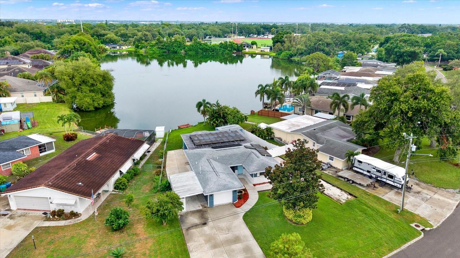 5995 Blossom Lake, Seminole, FL 33772