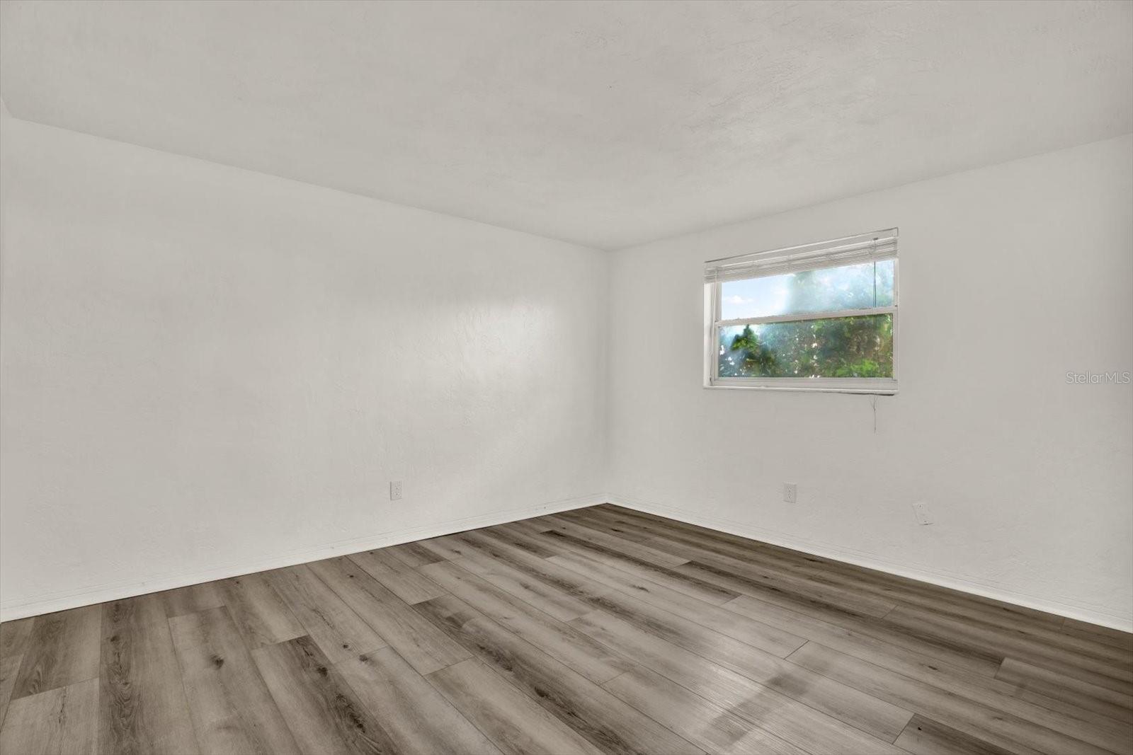 5995 Blossom Lake, Seminole, FL 33772