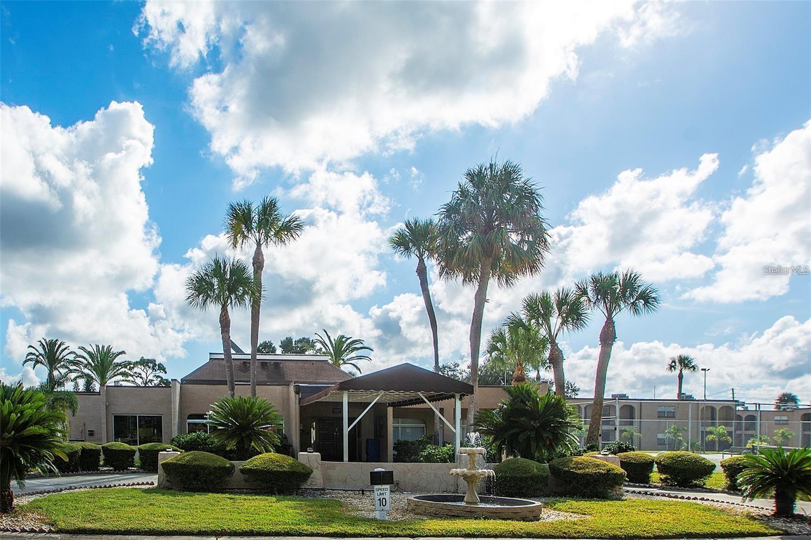 7701 Starkey Unit 521, Seminole, FL 33777