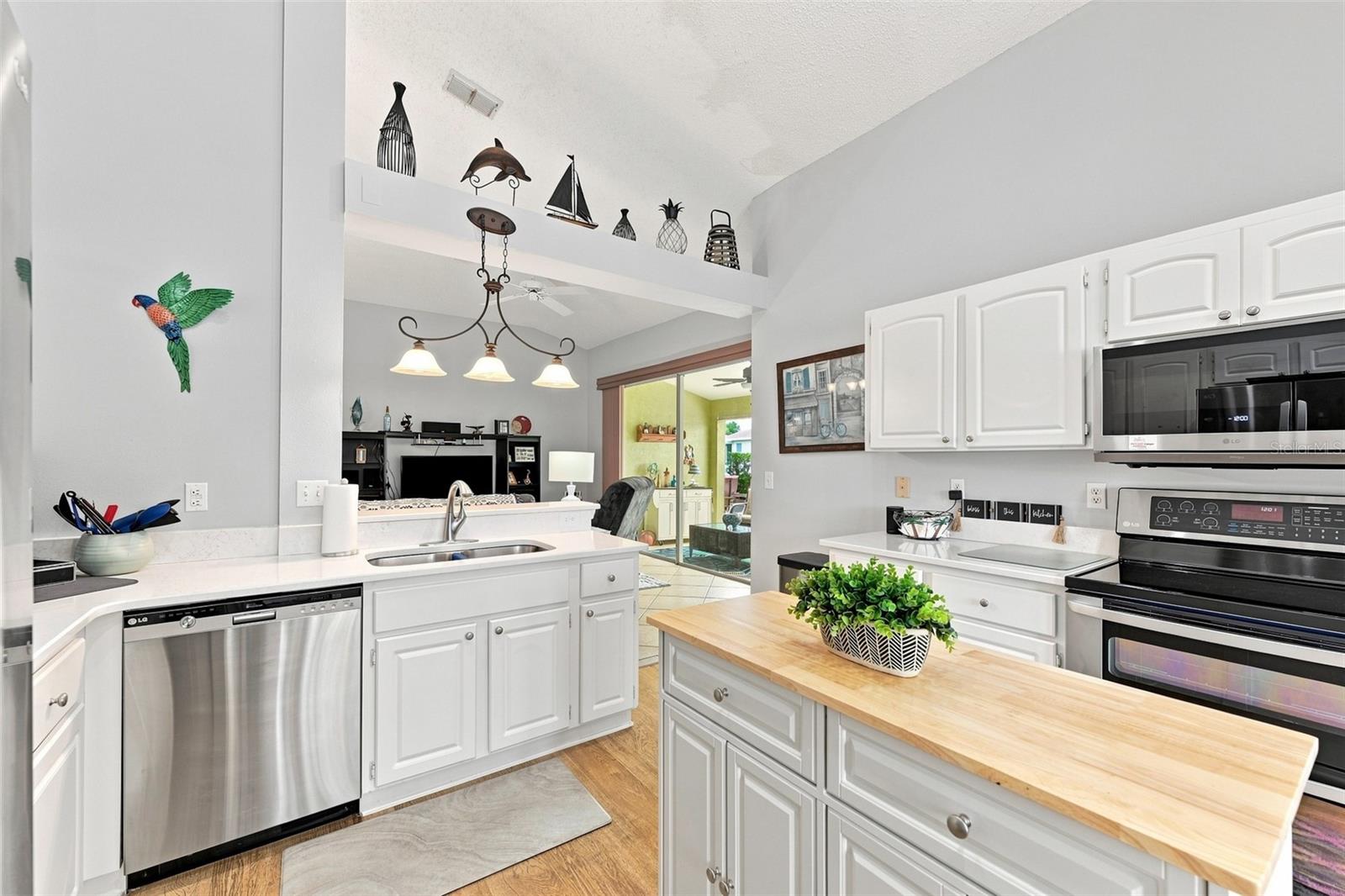 2242 Del Webb, Sun City Center, FL 33573
