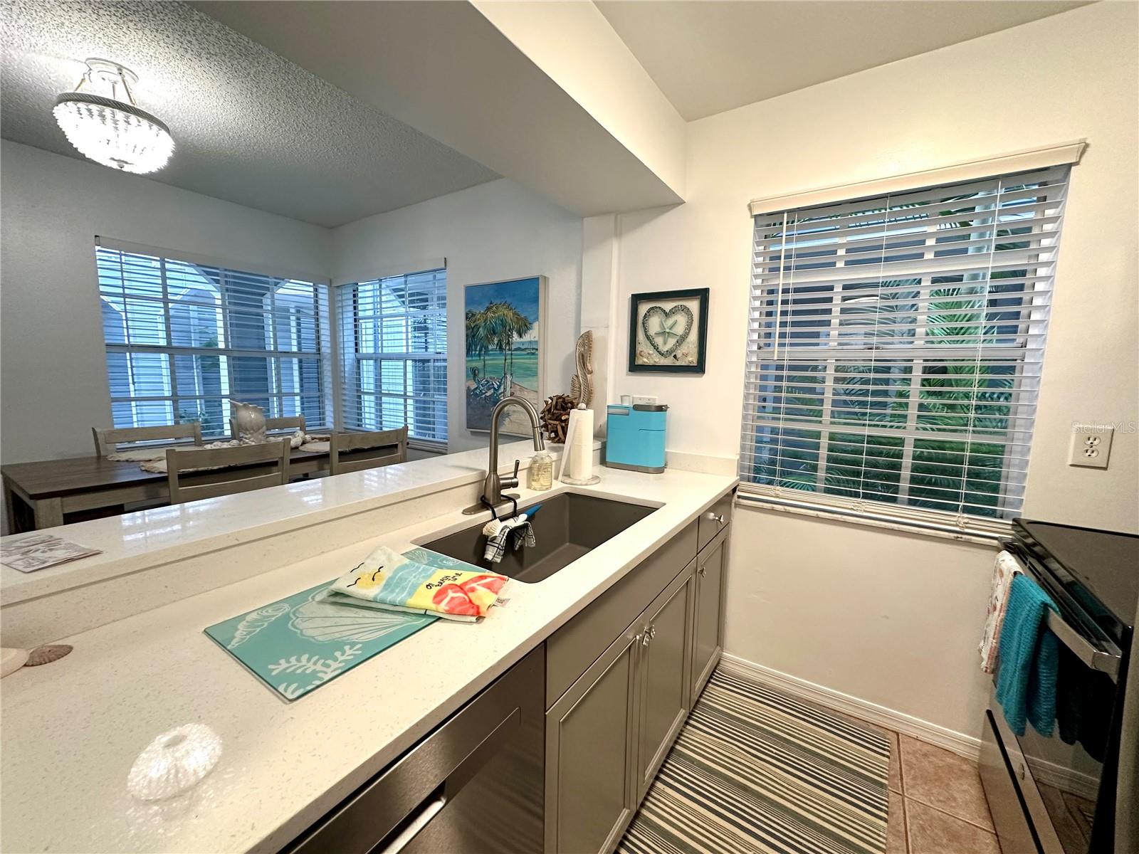 6825 Stones Throw Unit 1107, St Petersburg, FL 33710
