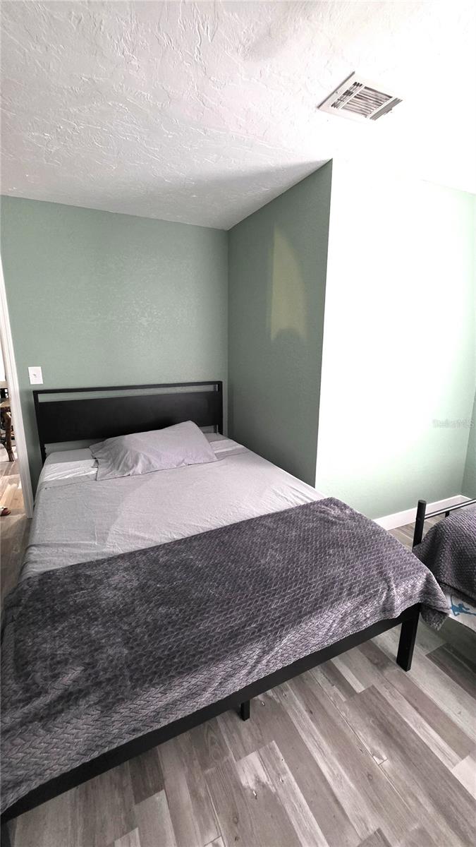 2031 4th, Sarasota, FL 34237