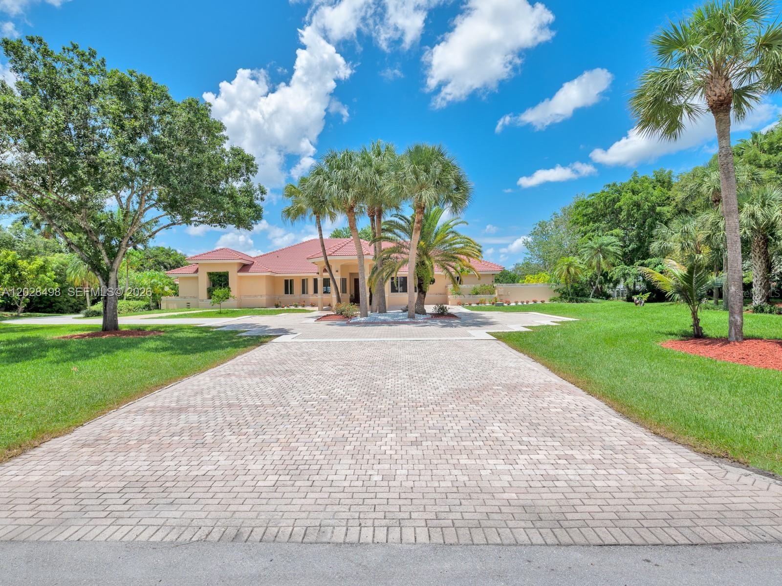 2710 Walkers, Weston, FL 33331