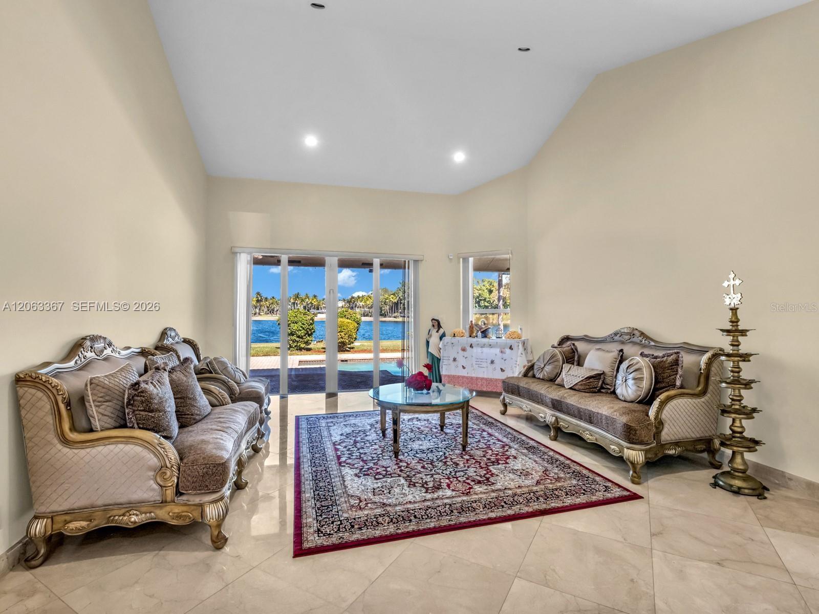 2710 Walkers, Weston, FL 33331