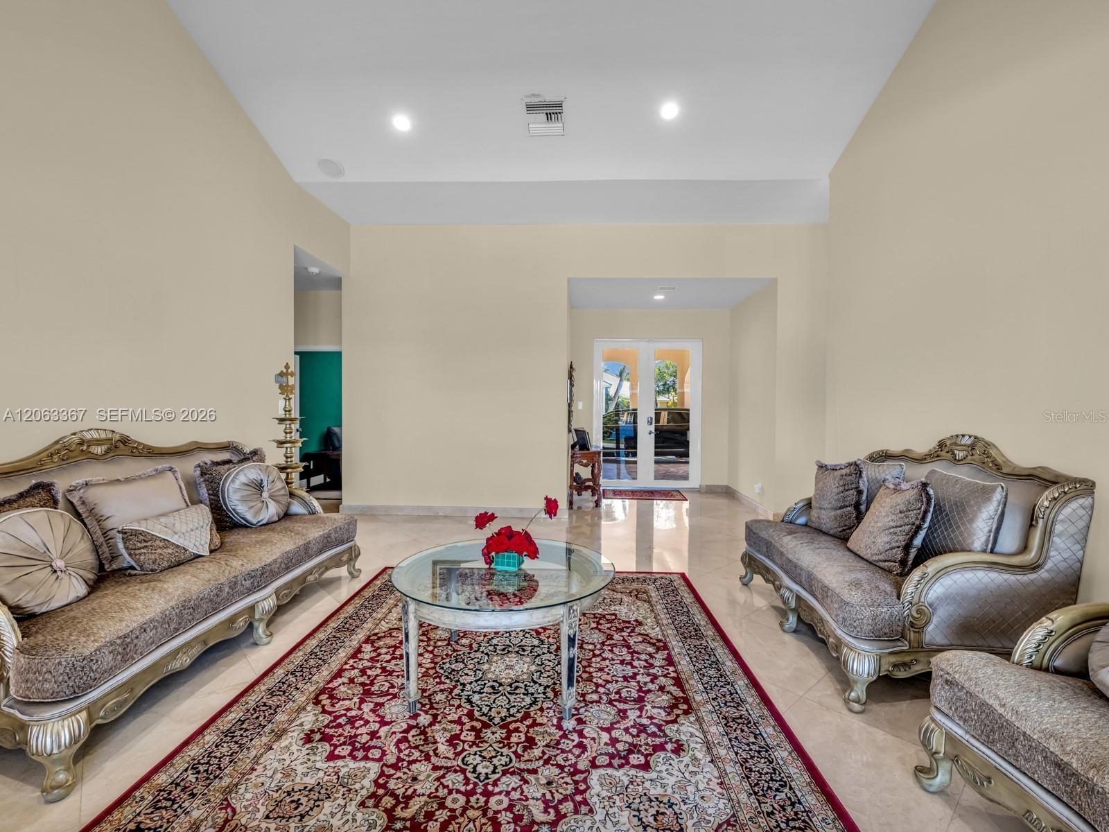 2710 Walkers, Weston, FL 33331