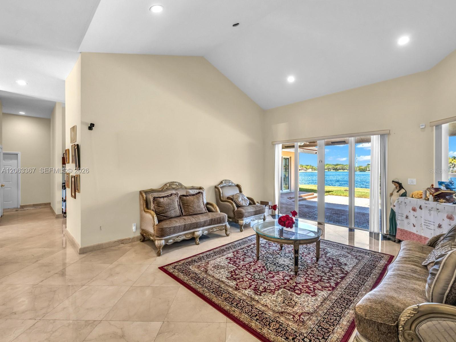 2710 Walkers, Weston, FL 33331