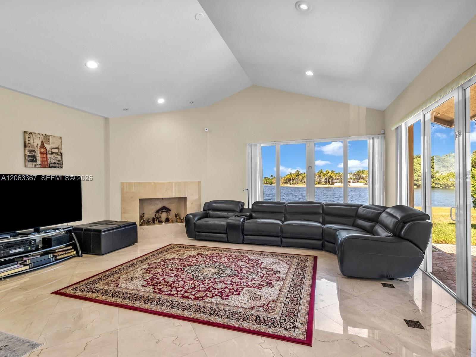 2710 Walkers, Weston, FL 33331