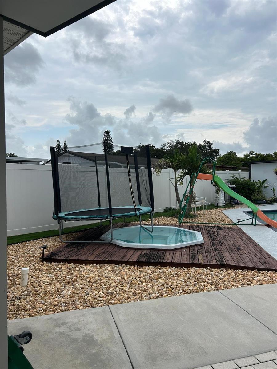 6503 Dovewood, Tampa, FL 33634