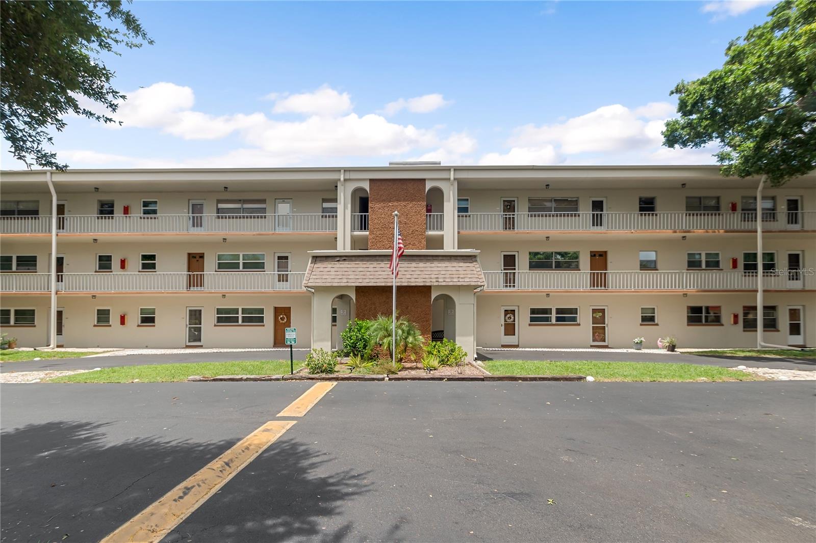 5880 38th Unit 109, St Petersburg, FL 33710