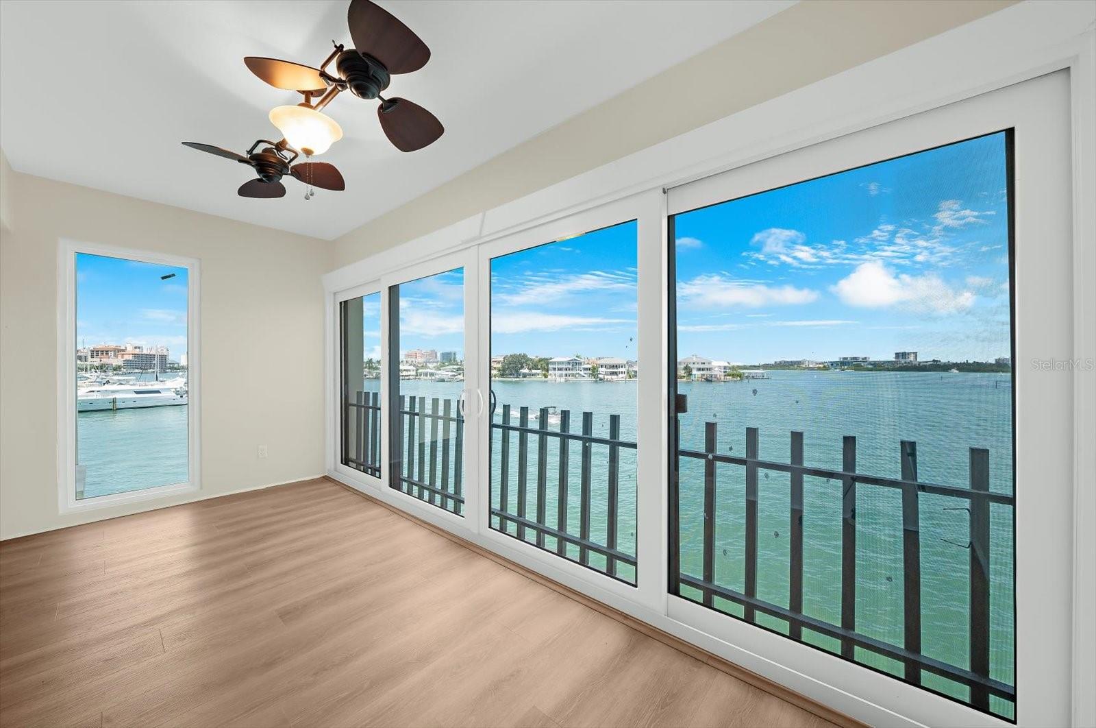 868 Bayway Unit 307, Clearwater Beach, FL 33767