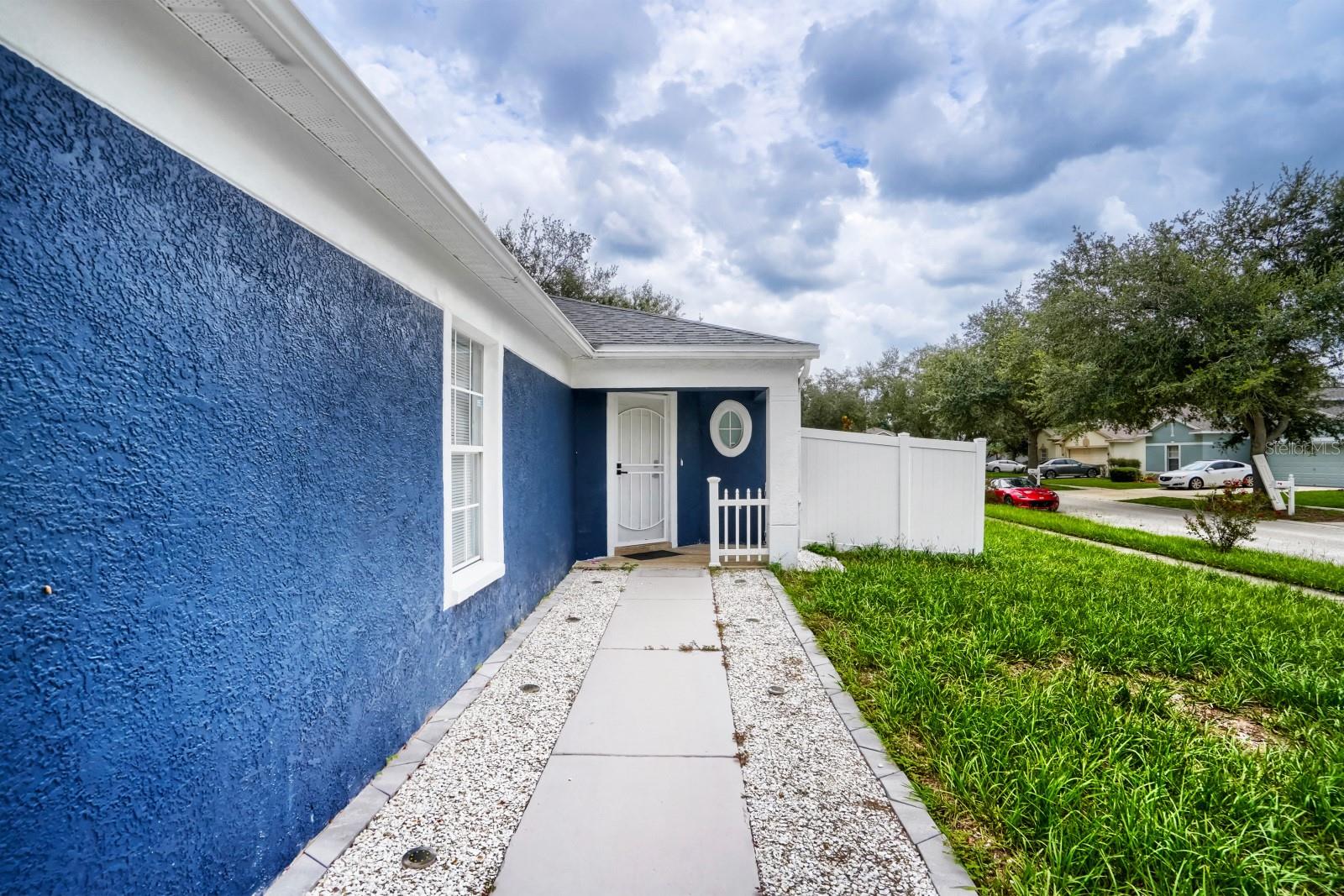 701 Periwinkle Pointe, Seffner, FL 33584