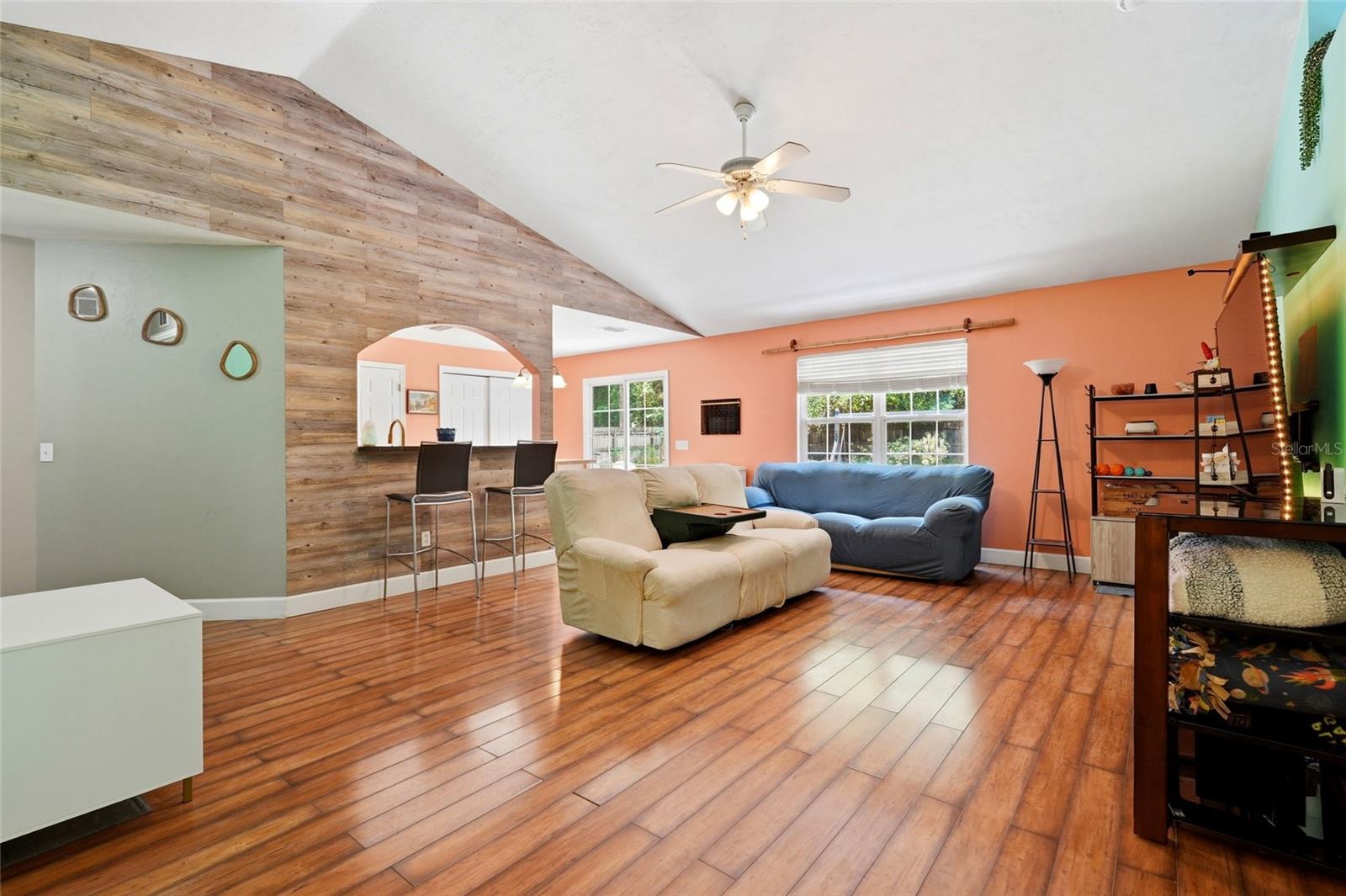 17686 239th, High Springs, FL 32643