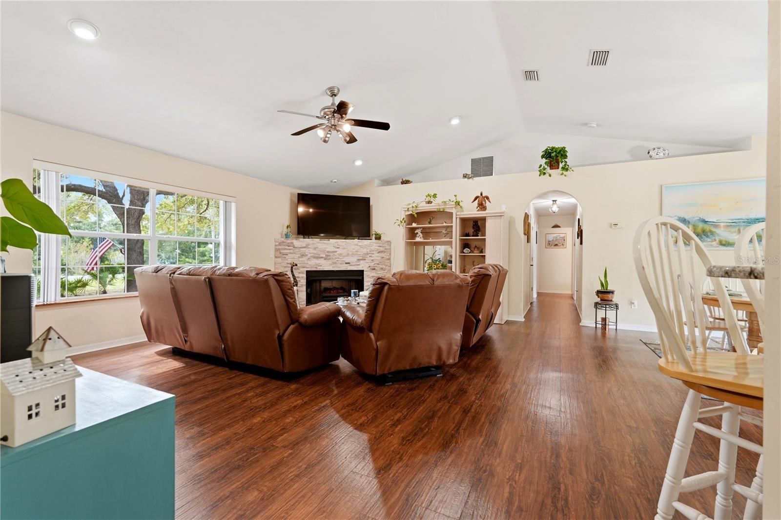 5480 53rd, High Springs, FL 32643