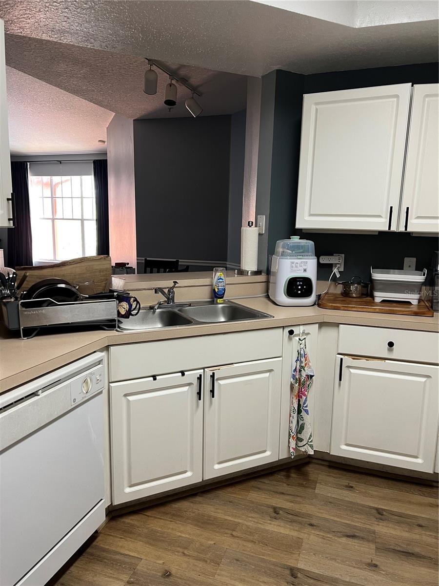5566 Metrowest Unit 301, Orlando, FL 32811