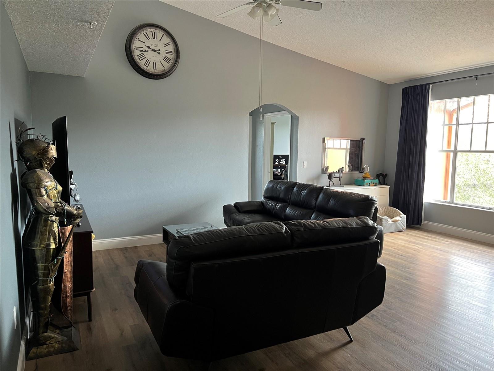 5566 Metrowest Unit 301, Orlando, FL 32811