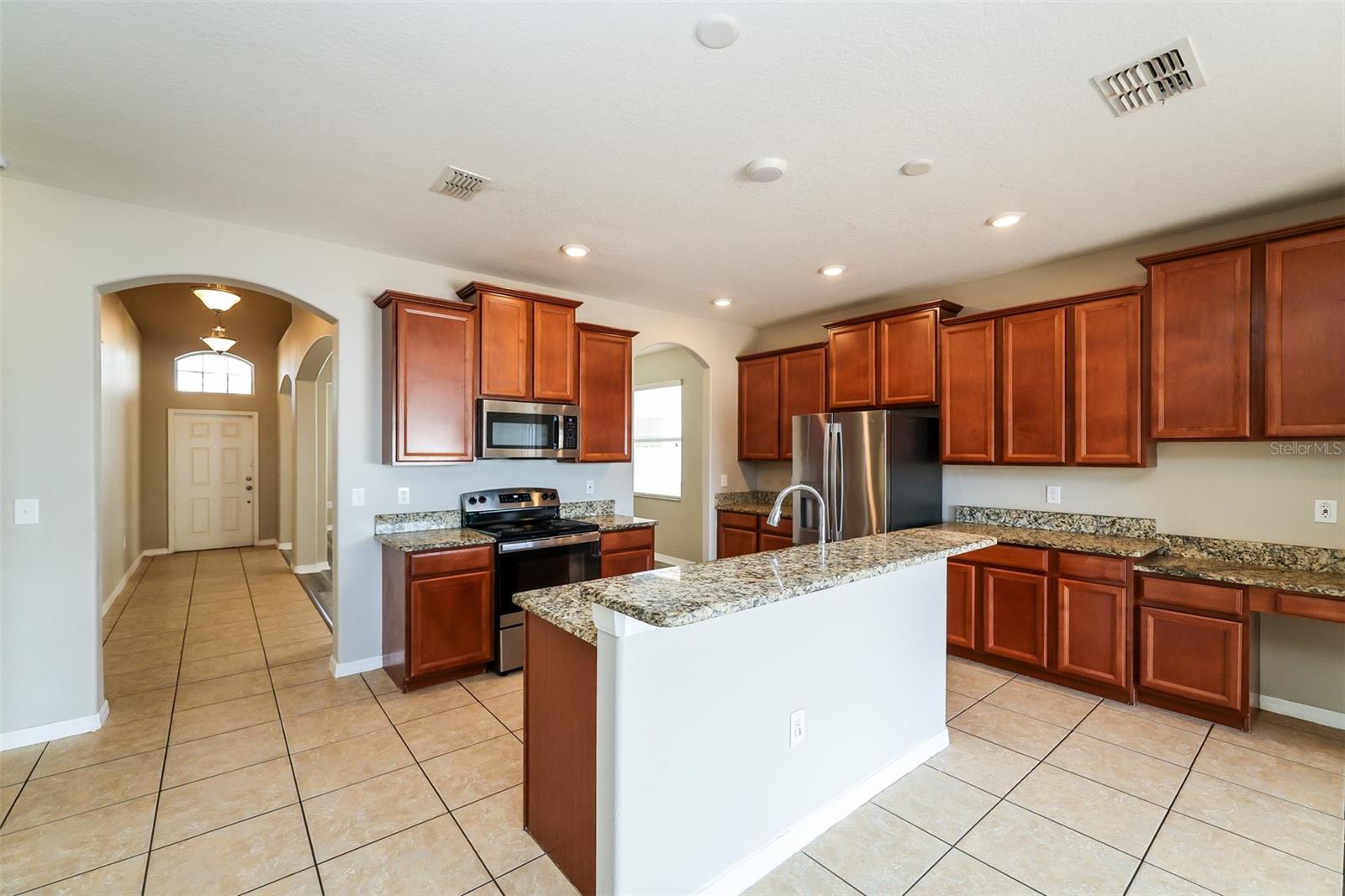 2322 Dovesong Trace, Ruskin, FL 33570